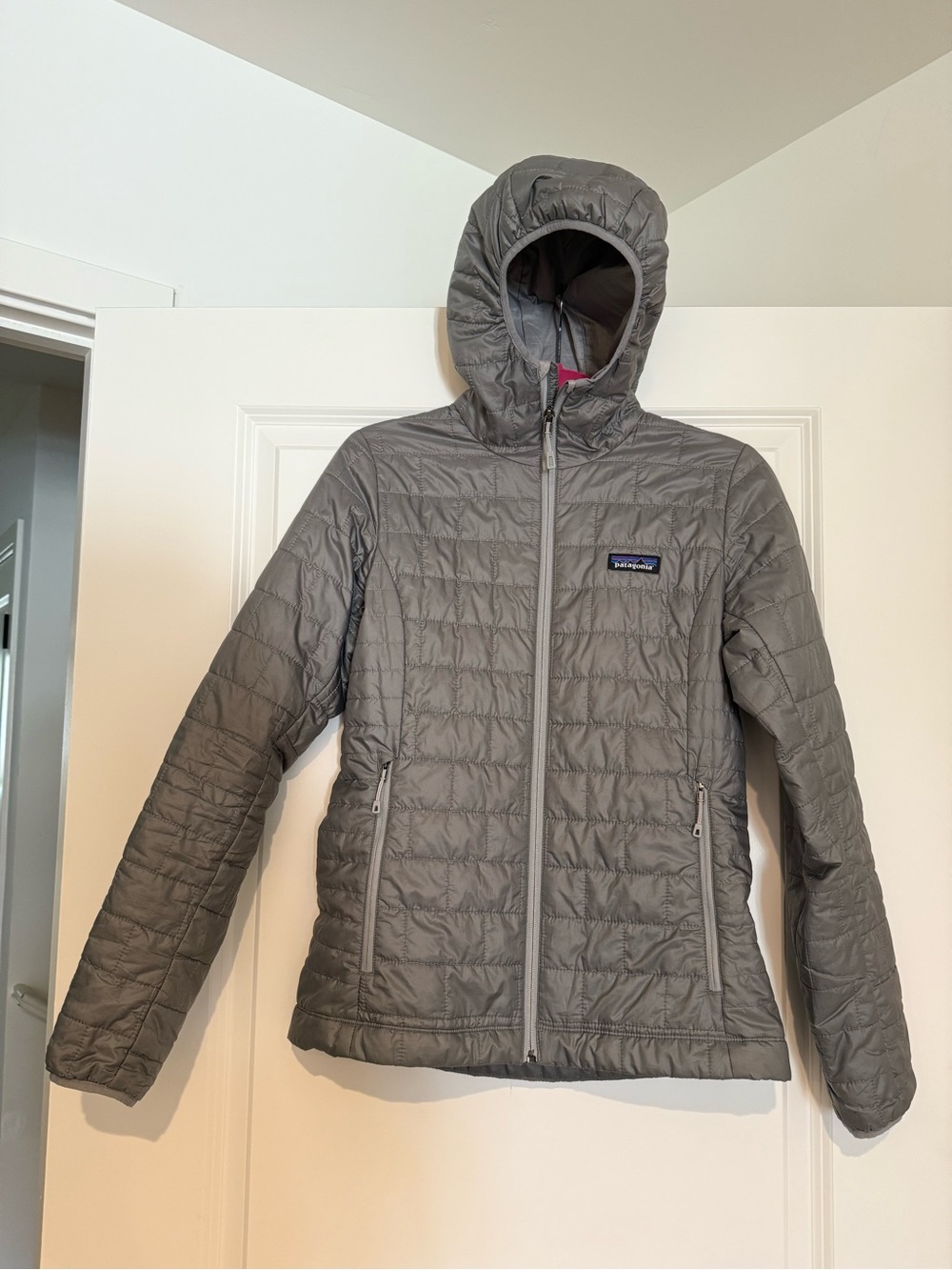 Patagonia Women's Hooded Nano Puff Jacket in Gray - Size Small